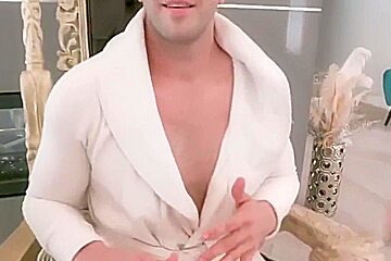 Sexy teens 18+ Team Up To Suck A Huge Cock