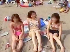 She gets drilled and goes to the beach to get some more dic