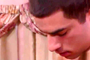 Shemale Jessy Dubai bent over on dining table then analyzed