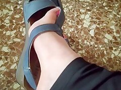 Shoeplay Dangling And Footjob Simulation! With Dirty Talking!