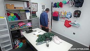 Shoplyfter Emma Starletto Case No