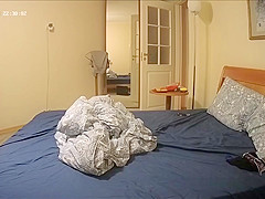 Sina takes the cum out of her boyfriend
