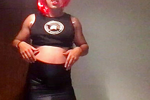 Sissy Dancing is back! - Watch the Tempo