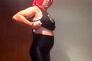Sissy Dancing is back! - Watch the Tempo
