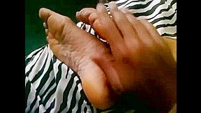 Sleepy feet & Afternoon ticklelish
