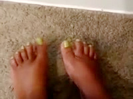 Some ole feet play