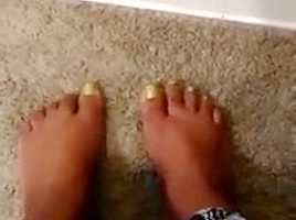 Some ole feet play