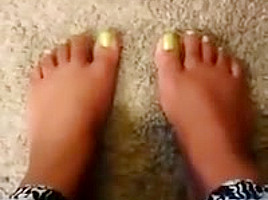 Some ole feet play