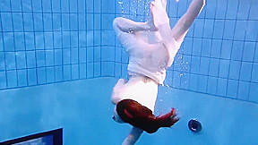 Special Czech teen 18+ hairy pussy in the pool
