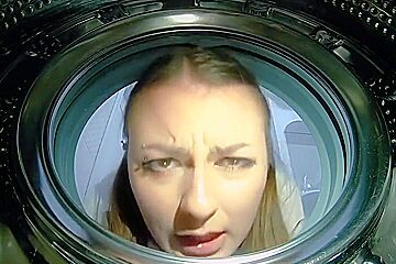 Spooky Boogie In My Young Stepmom Stuck In A Washing Mac