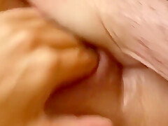 Sport Nue Devant Lui Reaction Immediate ! Queue Dans Bouche Baise Tres Hard Et Squirt !