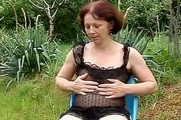 Step mom is play with her very hairy cunt!