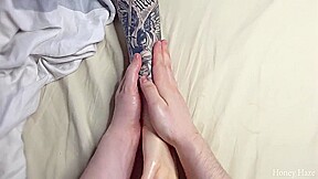 Stepdaughter Hand Massage Turns Into A Handjob With Julie Kay