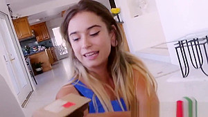 Stepdaughter teen 18+ gets mouth jizzed in pov