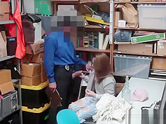 Store Officer Bangs Busted teen 18+ Suspect In Exchange For Freedom