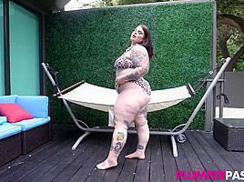 Sugar Booty In Bbw Gets Bbc