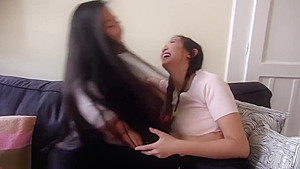 Super Hot Chinese Babe Fucks And Sucks In Homemade Sex Tape
