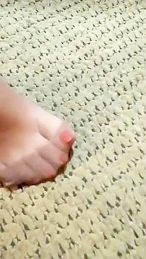 Sweaty Pantyhose Toes Soles After Working Out