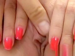 Sweet Playgirl Gives A Spectacular Dildo Sucking Experience