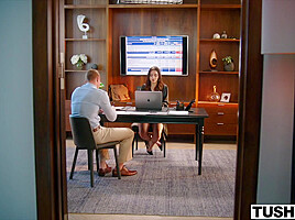 TUSHY Anal-obsessed Vanessa seduces her hot coworker Oliver