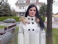 Takevan - Chick in park agree to come with stranger dude