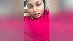 Tamil Girl Shows Her Boobs And Pussy