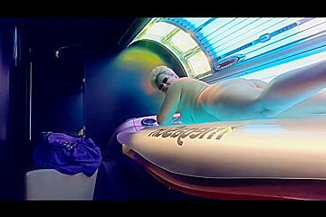 Tease,pussy Spread And Pee In Solarium During Procedure