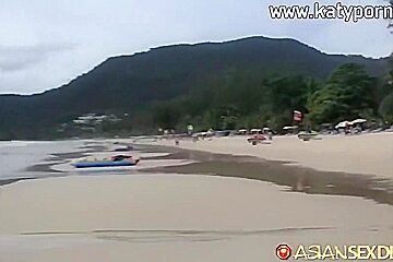 Tiny Thai teen 18+ Girl Amateur Porn Video
