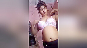 Today Exclusive- Cute Bangla Girl Shows Her Boobs And Pussy 2