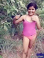 Today Exclusive- Cute Desi Girl Showing Her Boobs To Lover 1