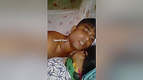 Today Exclusive- Desi Lover Kissing And Fucking