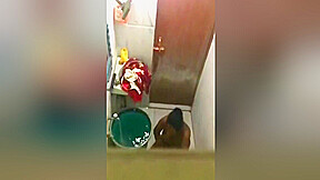 Today Exclusive- Desi Tamil Girl Bathing Record In