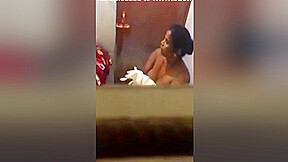 Today Exclusive- Desi Tamil Girl Bathing Record In
