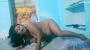 Today Exclusive- Horny Desi Bhabhi Nude Dance 3