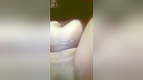 Today Exclusive-tamil Cheating Wife Showing Pussy To Lover