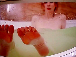 Tora Reeves Splash