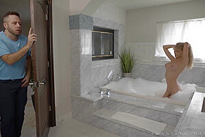 Tori Easton - That Fresh Tub Booty