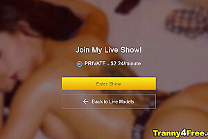 Tranny Babe Gets Her Asshole Bareback
