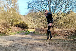 Tranny Playing At The Forest Car Park