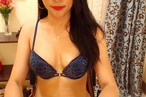 Tranny wants you to cum in her mouth