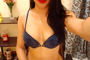 Tranny wants you to cum in her mouth