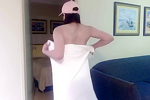 Trans Anairb Do Sexy Towel Dance She End Up Masturbation