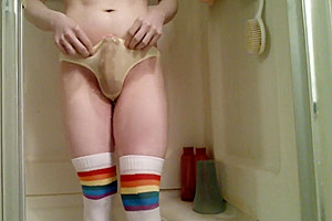 Trap Wetting Her Cute Rainbow Panties