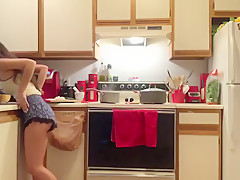 Twitch Thot Misdelish Teasing Tits Downblouse
