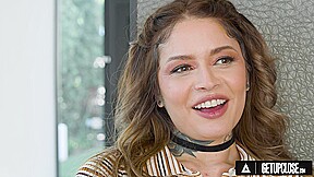 UP CLOSE - Tattooed Beauty Vanessa Vega BARELY Can Take Isiah Maxwell's HUGE Dick! PUSSY DESTRUCTION