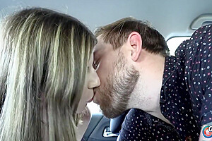 Uber Sex Between Sydney And Steve