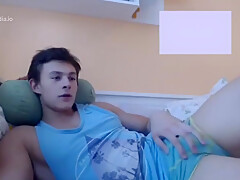 Unbelievably Handsome Guy Jerking Off Online