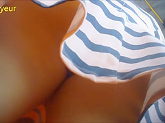 Upskirt Milf 1 Nalgona con Tanga
