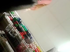 Upskirt hot girl - good angle
