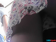 Upskirting filmed the skinny ass of a blonde gal